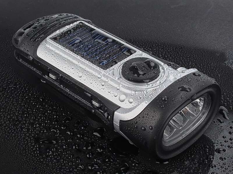 Hand Crank Solar Powered Flashlight 