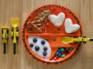 Read more about the article Construction Utensils Eating Set For Kids