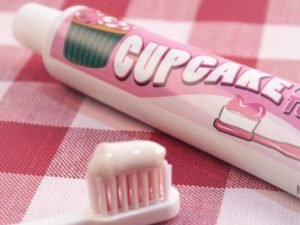 Read more about the article Cupcake Toothpaste