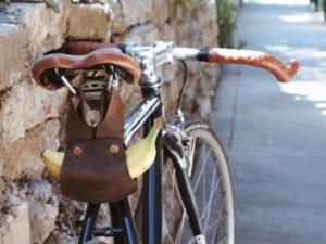 Read more about the article Leather Banana Holder for Bike
