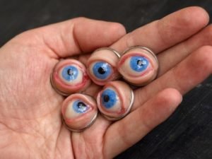 Eyeballs buttons
