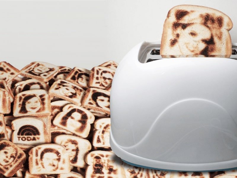 Read more about the article Selfie Toaster