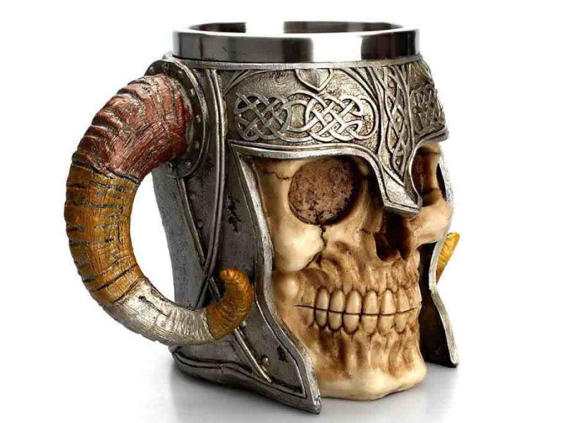 Read more about the article Viking Ram Horned Beer Mug