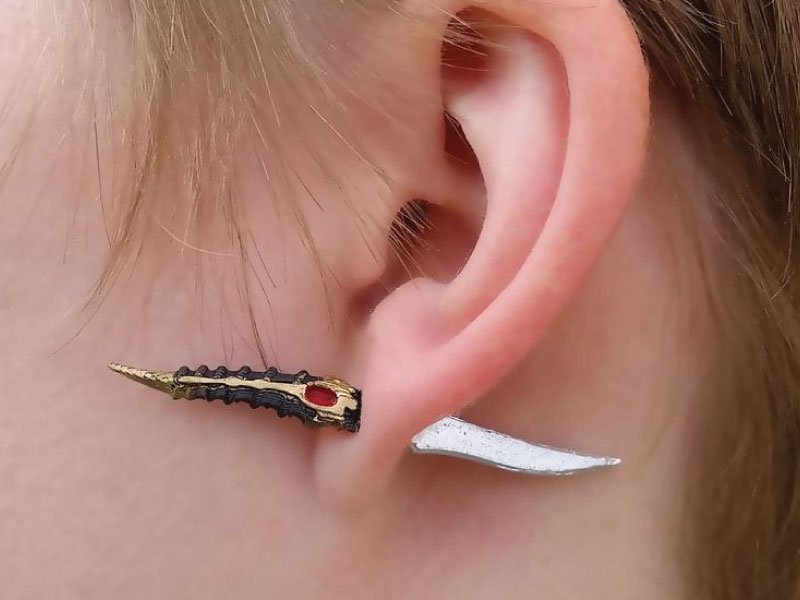 Read more about the article Game of Thrones “Catspaw Dagger” Earrings